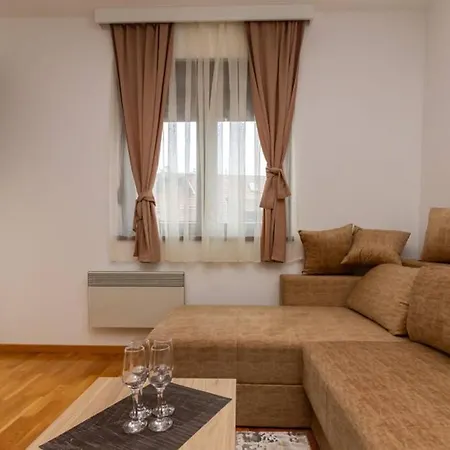 Andrija Lux 11 Апартаменты *