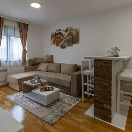 Andrija Lux 11 Златибор