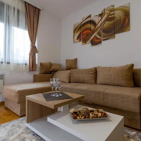 Andrija Lux 11 Апартаменты