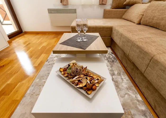 Andrija Lux 11 아파트 즐라티보