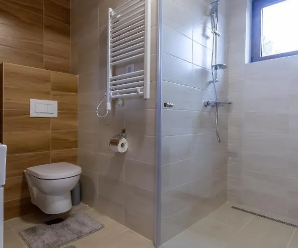 Andrija Lux 11 아파트 *